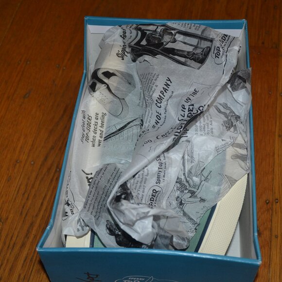 NEW in BOX SPERRY Top Sider Classic CVO Canvas Shoes Light Green Men's 10 - Picture 7 of 8